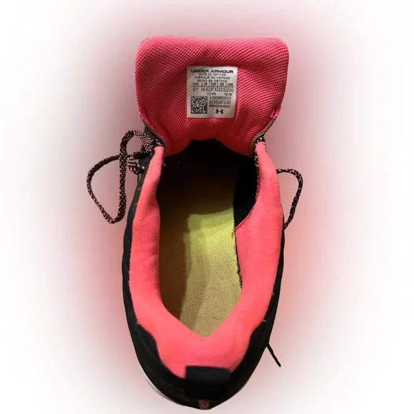 Under Armour Kids 5Y  Black and Pink Cleats - Picture 7 of 13